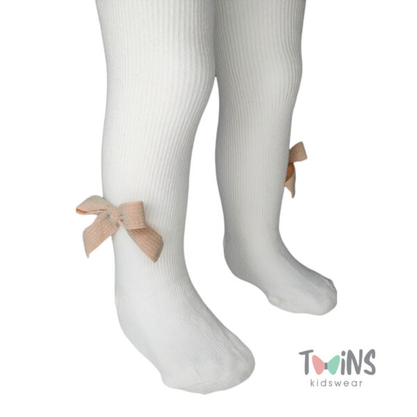 Καλσόν με φιογκάκια εκρού