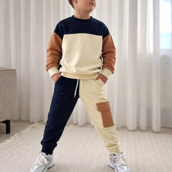 Ανοιξιάτικη φόρμα για αγόρι